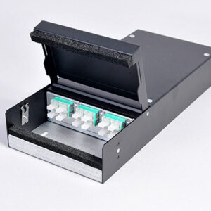 Consolidation Box, Stahl, 24 x LCPC, 50/125µm OM3 (6xLCPC quad)
