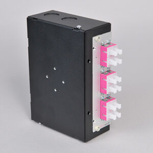 Hutschienen Box, Stahl, 12 x SCPC, 50/125µm OM4 (6xSCPC duplex)