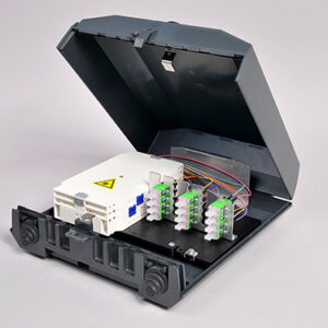 Venus-Box mit Schloss, 12 x LCAPC, 9/125µm (6xLCAPC duplex)