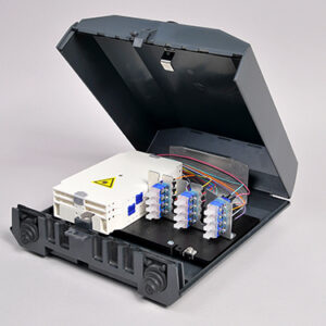 Venus-Box mit Schloss, 8 x LCPC, 9/125µm (4xLCPC duplex)