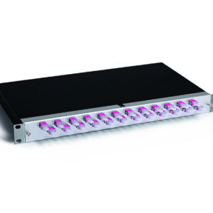 KEV 1HE Aluminium, 48 x LCPC, OM4 (24xLCPC duplex versetzt)