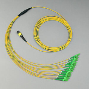 Fanout, MTP®/MPO APC female-12xLCAPC, 9/125µm, 3.0m