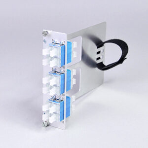 Einschubmodul 7TE, 24 x LCPC, SM, mit Klett (6xLCPC quad)