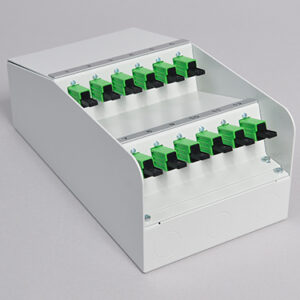 AP-Box Stahl, 8 x LSH APC / E2000®APC FBW, 9/125µm